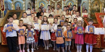 Finalizarea anului de studii catehetice la Parohia „Acoperământul Maicii Domnului” din Ghidighici