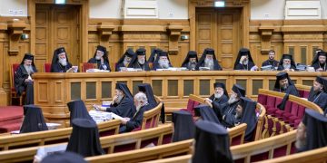 ÎPS Părinte Petru, Mitropolitul Basarabiei, participă la ședința de lucru a Sfântului Sinod al Bisericii Ortodoxe Române de la București