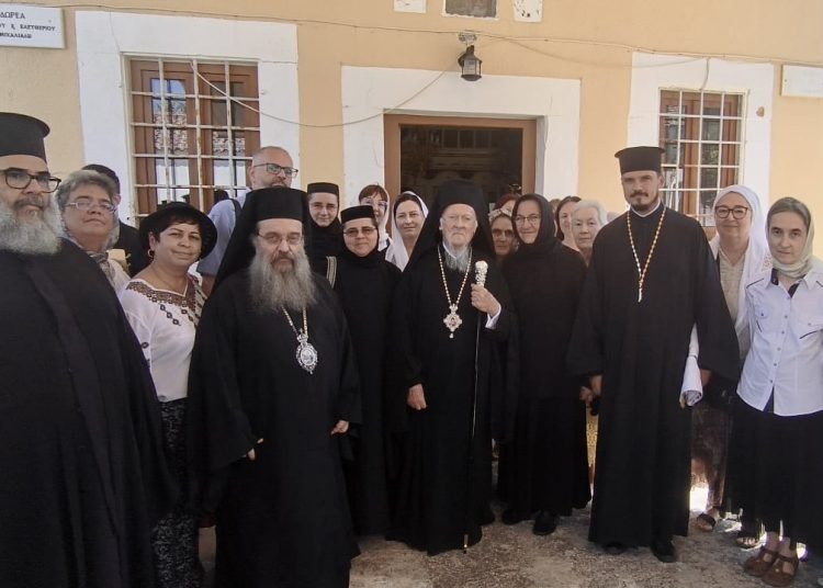 Pelerinii Centrului „Emaus” al Mitropoliei Basarabiei, binecuvântați de Patriarhul Ecumenic Bartolomeu în Insula Hios