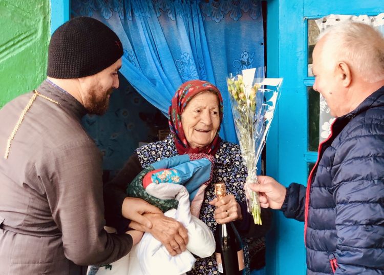 Gesturi de solidaritate și sprijin pentru persoanele vârstnice din Parohia „Sfântul Ierarh Nicolae” din Cetireni, Protopopiatul Ungheni