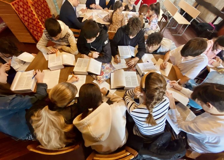 Program catehetic pentru tinerii din Ghidighici. 42 de copii participă activ la școala duminicală „Sfântul Ioan Gură de Aur”