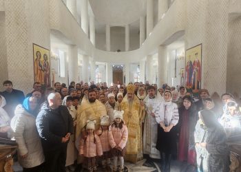 Duminica a 23-a după Rusalii, marcată de slujbă arhierească și de hirotonie preoțească în parohia „Sfântul Ioan Iacob Hozevitul” din Chișinău