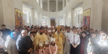 Duminica a 23-a după Rusalii, marcată de slujbă arhierească și de hirotonie preoțească în parohia „Sfântul Ioan Iacob Hozevitul” din Chișinău