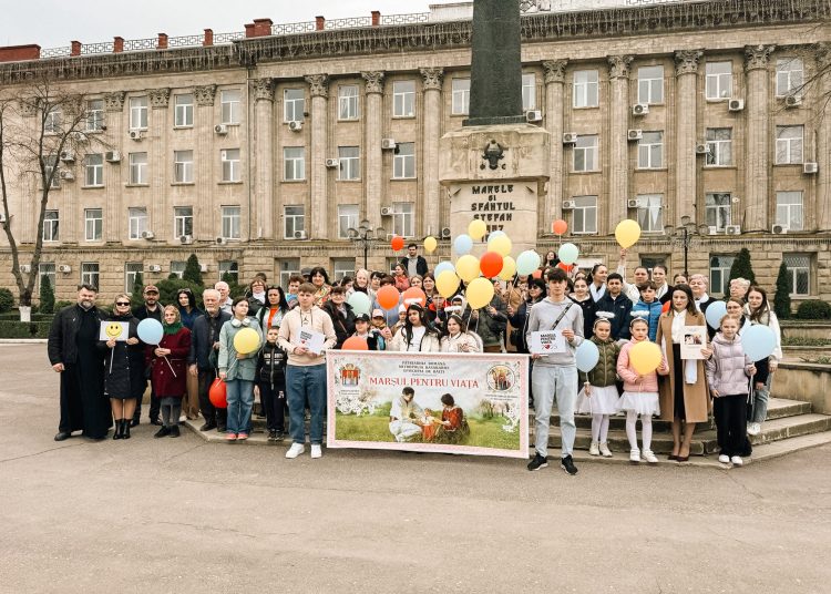 Bălțiul a spus „Da Vieții”: primul Marș pentru Viață a adunat sute de oameni pe pietonala orașului