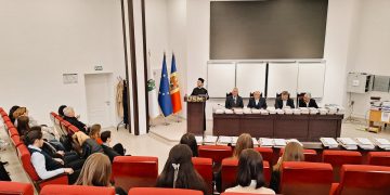 Biserica, Maica Neamului Românesc: Tinerii din Republica Moldova omagiază Centenarul Patriarhiei Române