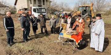 Sfințirea crucii pentru viitoarea biserică din Mărdăreuca – o nouă comunitate sub ocrotirea Sfântului Arhanghel Mihail