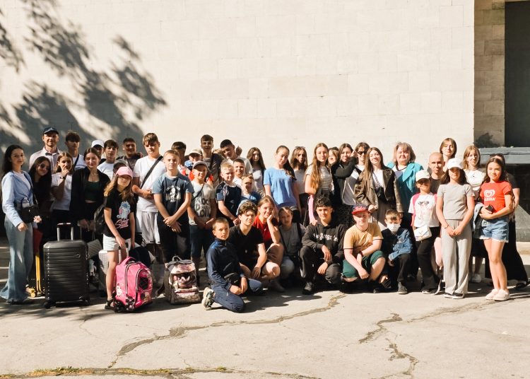 Taberele ARC 2025: Primele grupuri de copii din Arhiepiscopia Chișinăului au pornit astăzi spre Taberele ARC