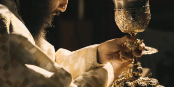 Un portret cinematografic al sfințeniei: filmul „Nectarul iertării – Sfântul Nectarie de la Eghina”, va fi lansat în premieră la Iași