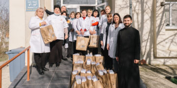 Acțiune pro-vita la Ungheni: daruri pentru mame și copii prin implicarea comunităților de pe ambele maluri ale Prutului