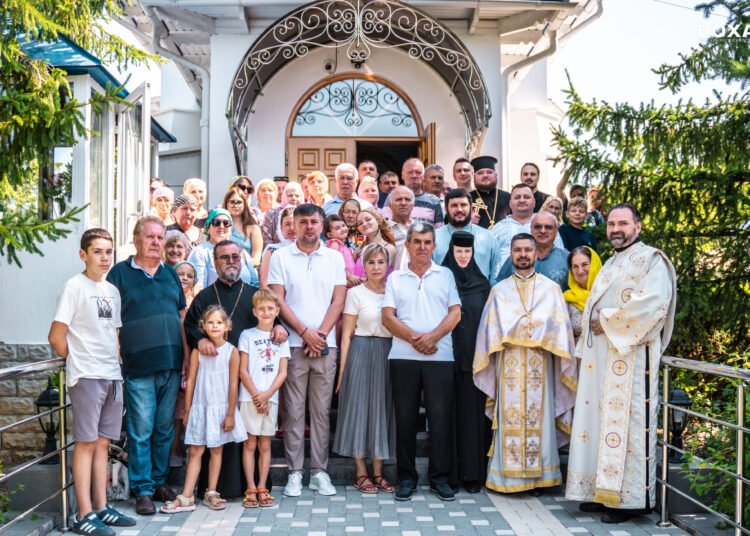 Mănăstirea „Sf. Cuv. Teodora de la Sihla” din Ulmu și-a sărbătorit hramul. Sfânta Teodora a adunat în rugăciune credincioși din mai multe zone ale țării